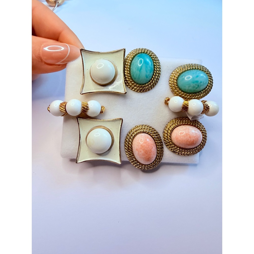 4 pairs of vintage earrings